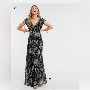 ASOS DESIGN sleeveless pleated floral print maxi dress